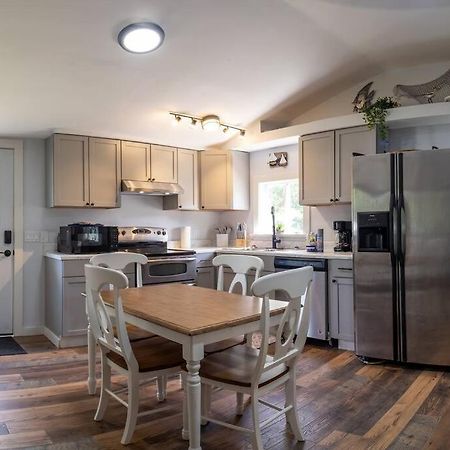 3 Bedroom Pool Playarea Campfire Cozy Apt バー・ハーバー エクステリア 写真