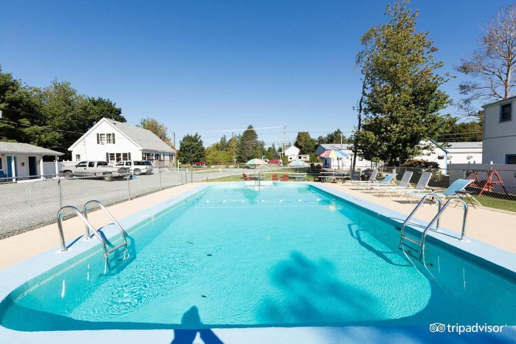 3 Bedroom Pool Playarea Campfire Cozy Apt バー・ハーバー エクステリア 写真