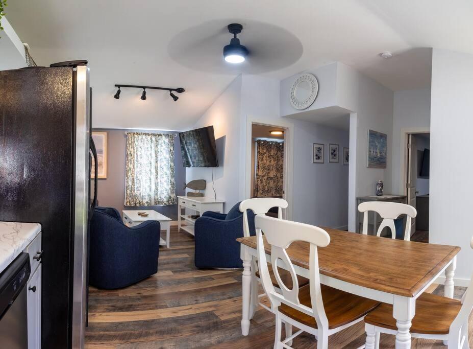 3 Bedroom Pool Playarea Campfire Cozy Apt バー・ハーバー エクステリア 写真